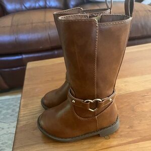 NWOT Children’s Place Toddler Girls Heart Stud Tall Boots - Tan - Size 4